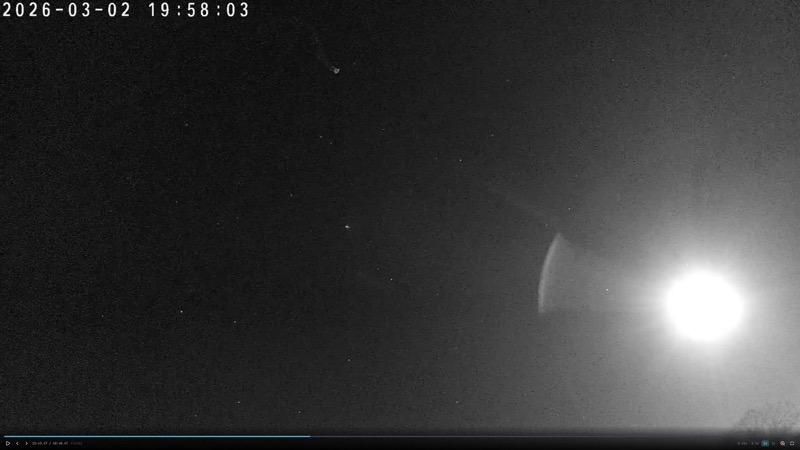 Évènement #2915 — fin de trajectoire vers la droite, proche de la lune